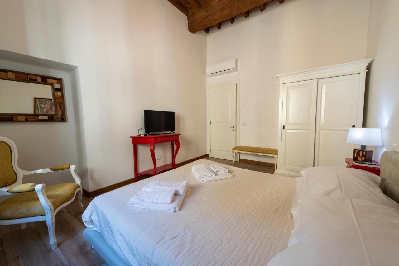 Residenza Santa Croce Apartment Флоренция Екстериор снимка